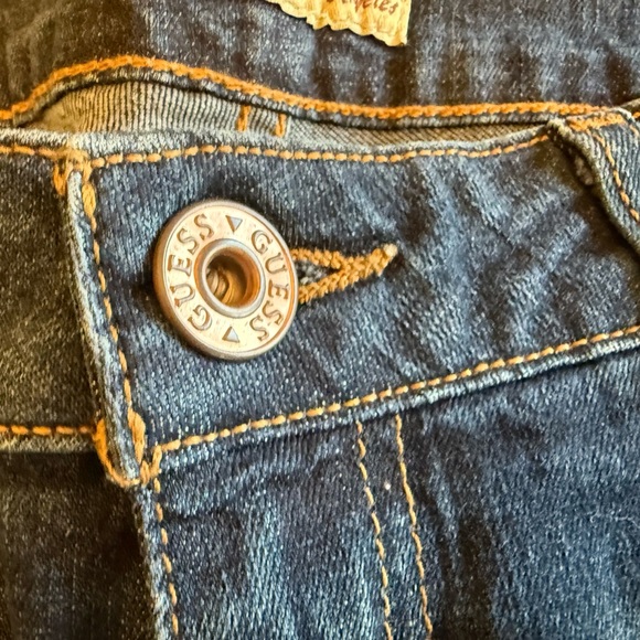 Guess Los Angeles modele flare style woman’s jeans. Airwash stretch. Size 28. - Picture 5 of 6